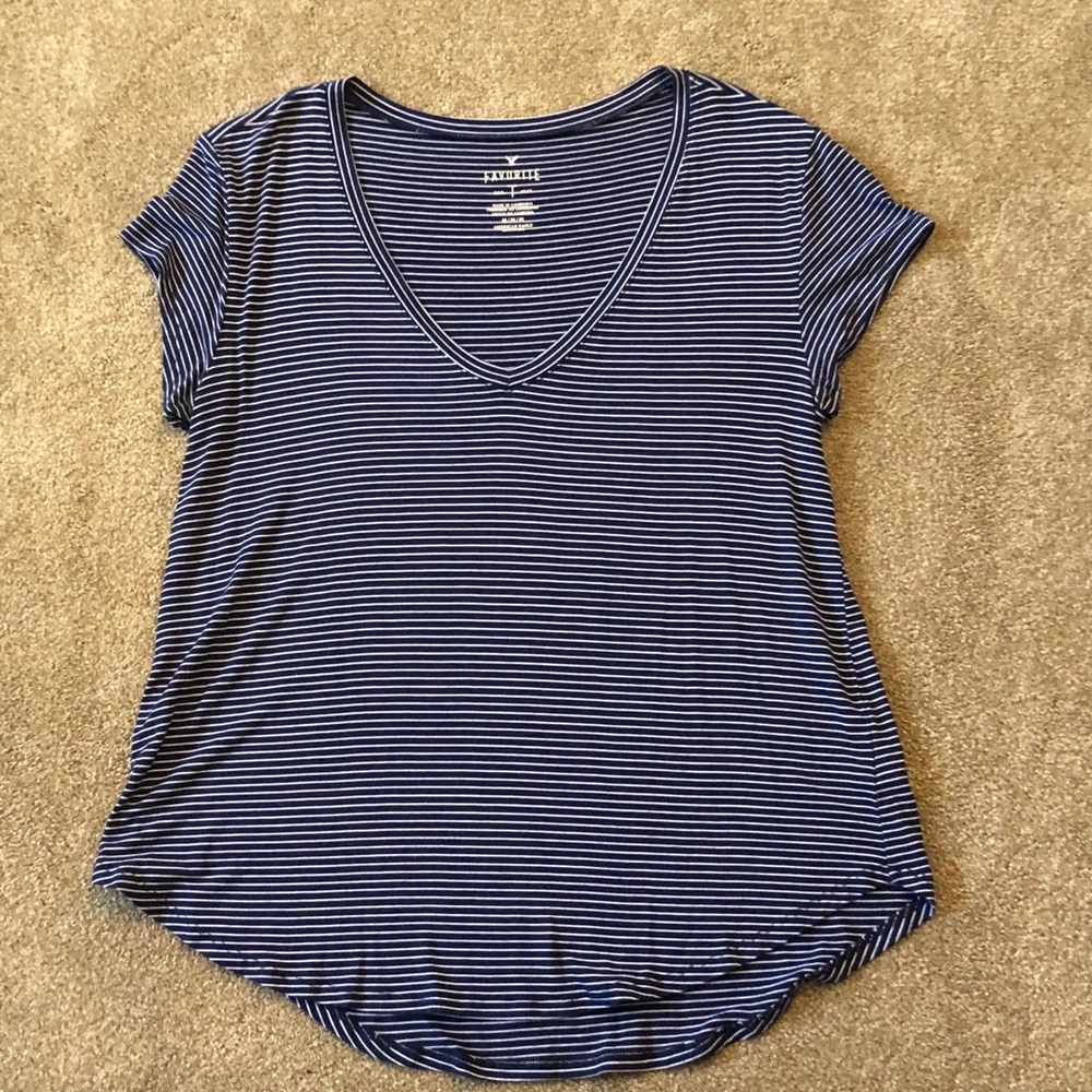 🔴American eagle striped shirt